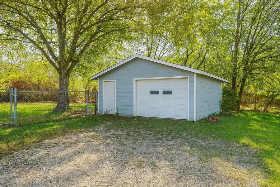 1000 E Walnut Street, Hillsboro, TX 76645 - Image #2