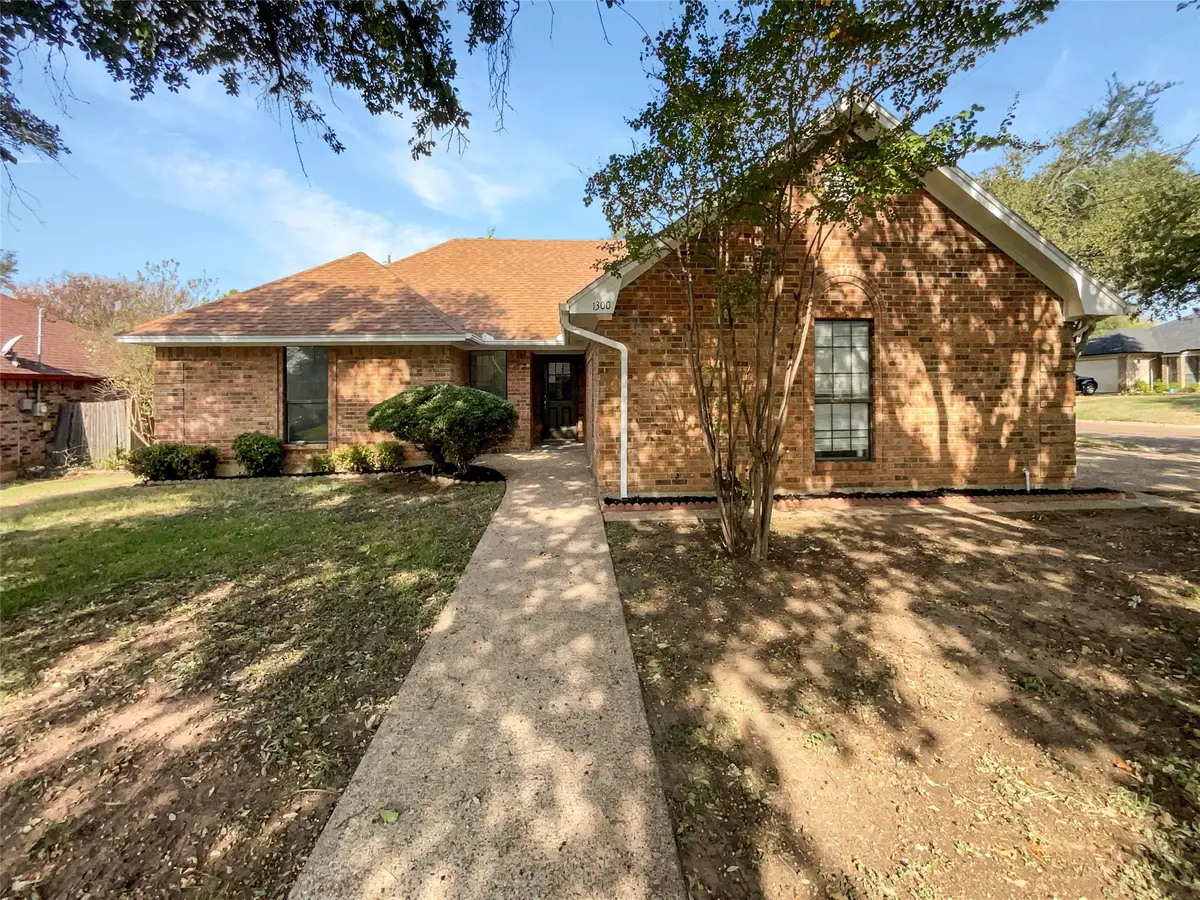 1300 Belvon Place, Cleburne, TX 76033 - Image #1