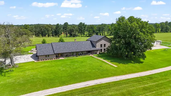 11074 W Sh 64, Overton, TX 75684