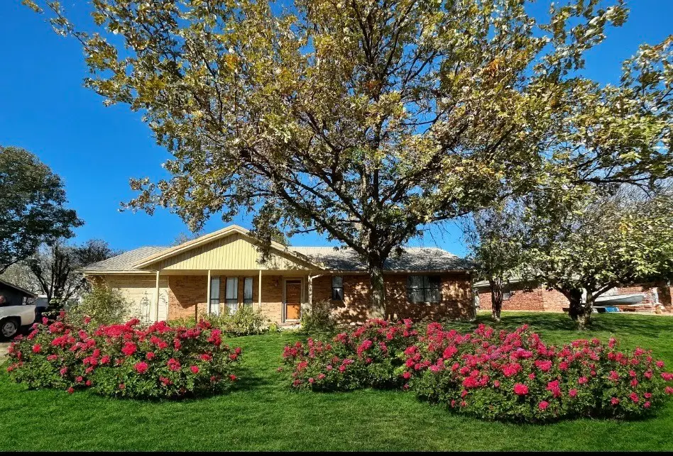 266 Old Spanish Trail, Valley View, TX 76272 - Image #1