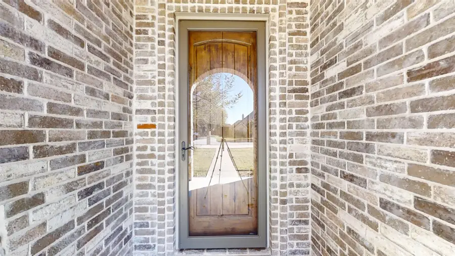 2918 Willow Ridge Circle, Granbury, TX 76049 - Image #3