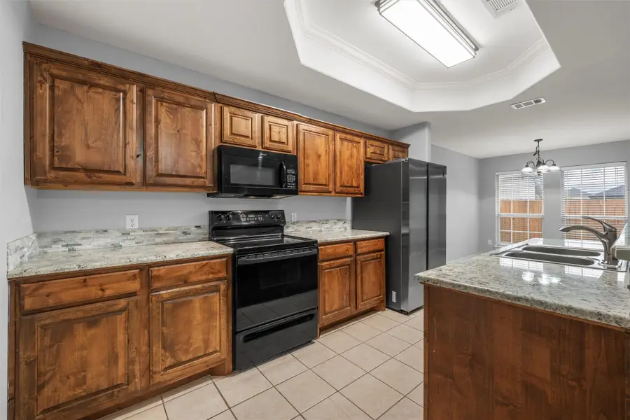 10121 Colony Drive, Waco, TX 76708 - Image #2