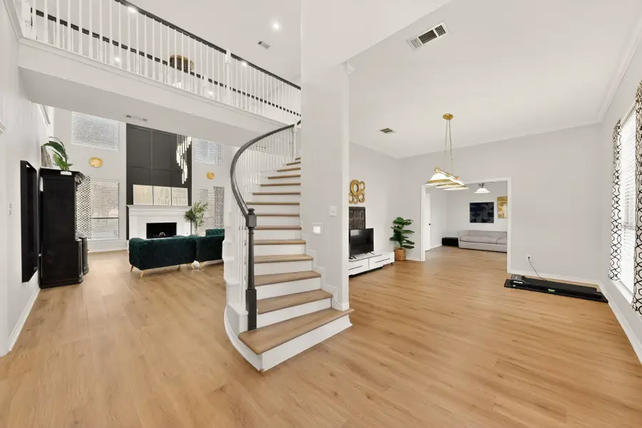 618 Oak Tree Cove, Cedar Hill, TX 75104 - Image #3