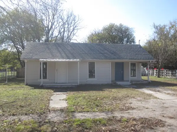 1200 S Wine Street, Gainesville, TX 76240
