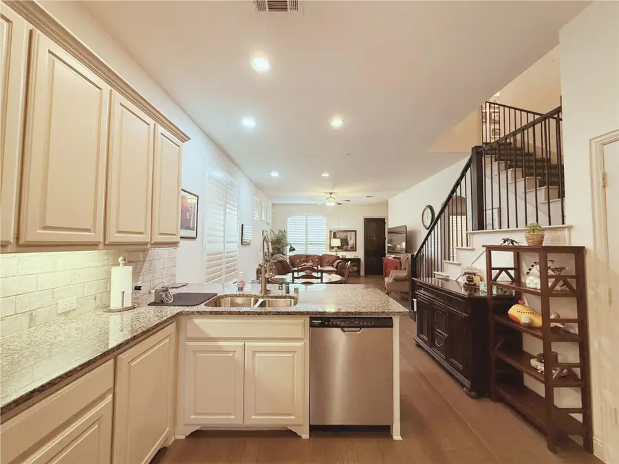 7121 Chief Spotted Tail Drive, McKinney, TX 75070 - Image #3