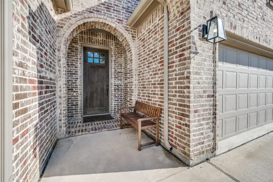 14328 Padden Park Lane, Roanoke, TX 76262 - Image #3