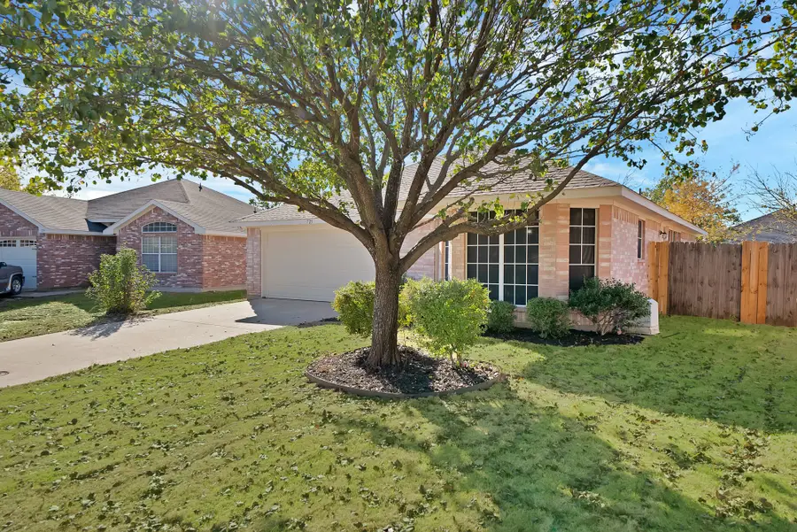 725 Azalea Lane, Cedar Hill, TX 75104 - Image #3
