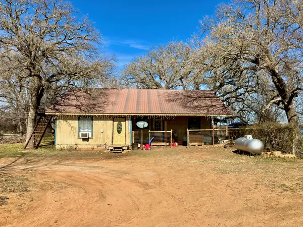 8673 Highway 16, De Leon, TX 76444