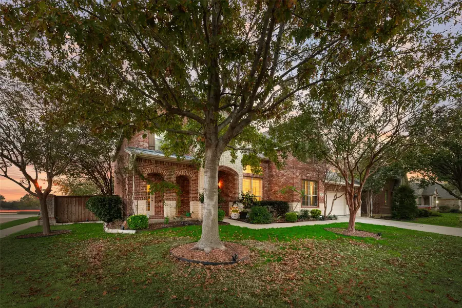 4304 Lone Oak Drive, Mansfield, TX 76063 - Image #3