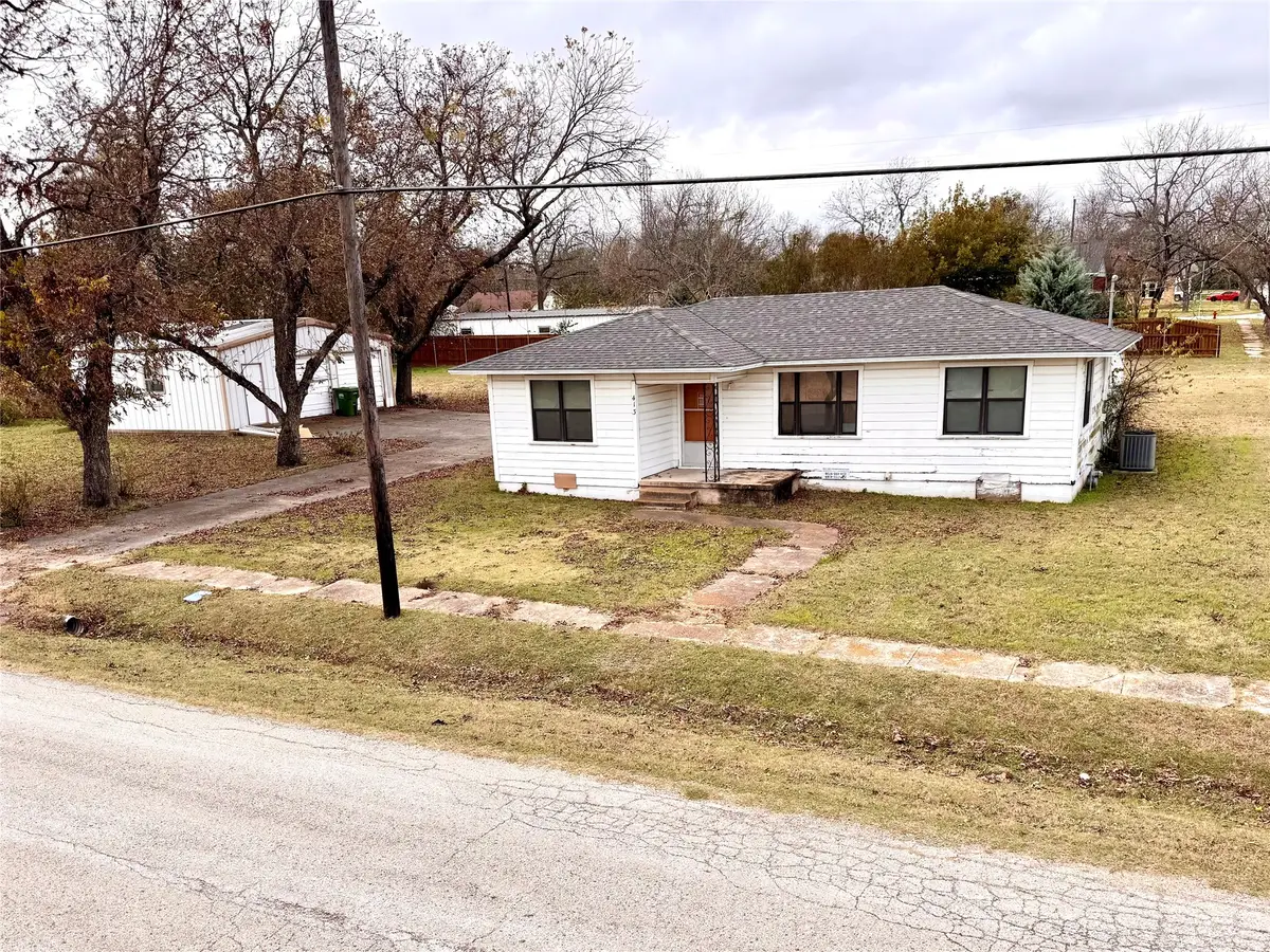 413 N Washington Street, West, TX 76691 - Image #1