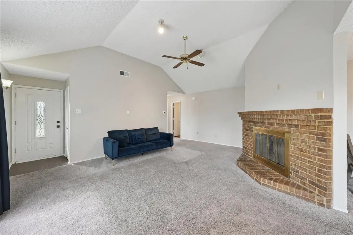 1633 Wheatfield Drive, Mesquite, TX 75149 - Image #1