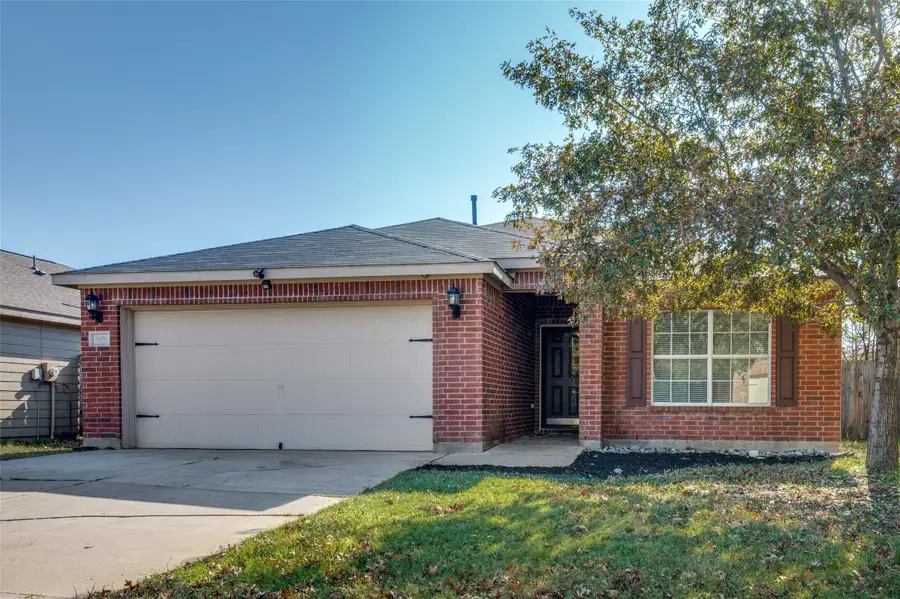 609 Misty Mountain Drive, Fort Worth, TX 76140 - Image #2