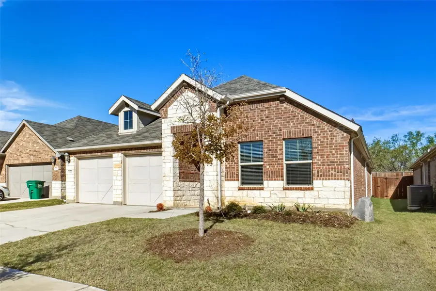 3608 Kingsgarden Road, Denton, TX 76207 - Image #3