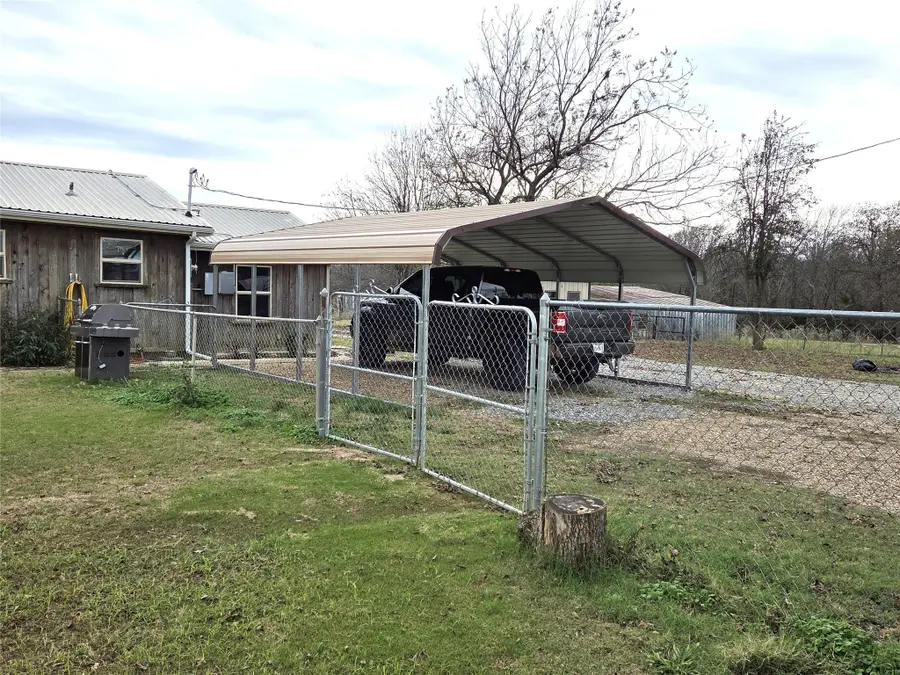 484 County Road 1206, Savoy, TX 75479 - Image #2