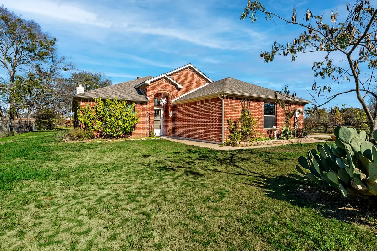 1209 Sherman Street, Tioga, TX 76271 - Image #1