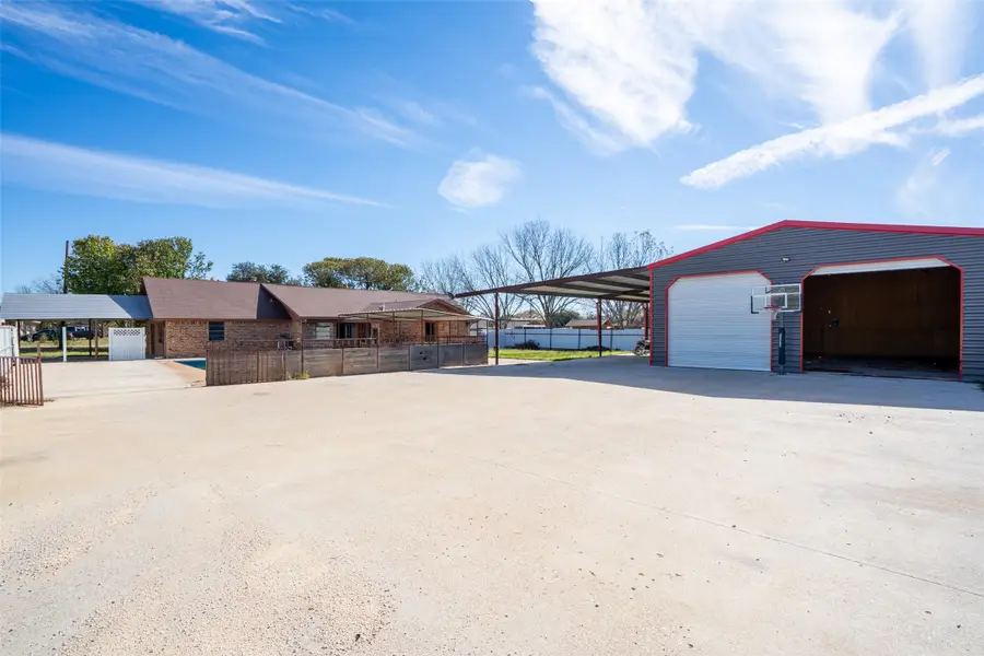 601 Henry St Street, Dublin, TX 76446 - Image #2