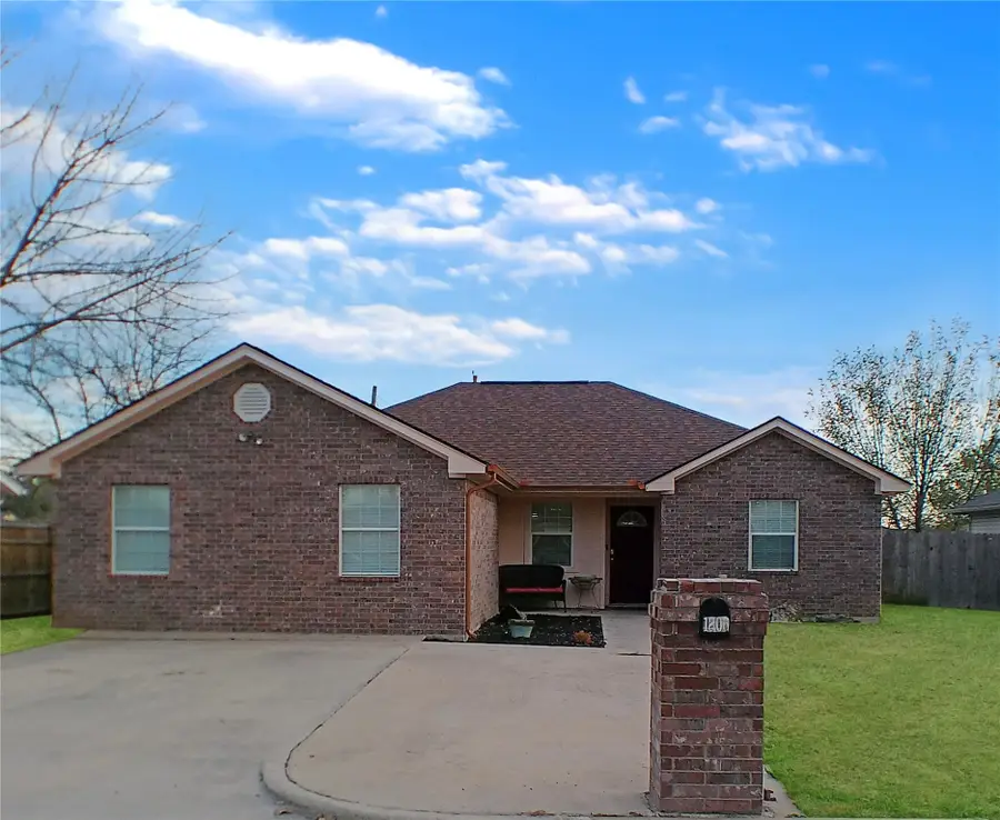 1806 SE 15th Street, Mineral Wells, TX 76067 - Image #2