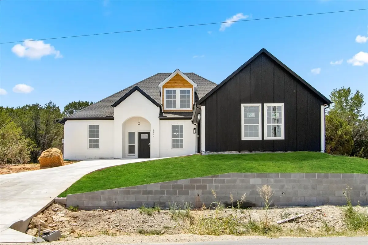 2129 Christine Drive, Granbury, TX 76048 - Image #1