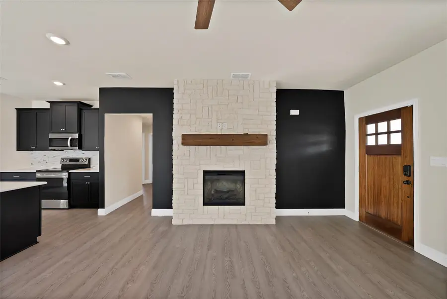 223 Jones Street, Sanger, TX 76266 - Image #3