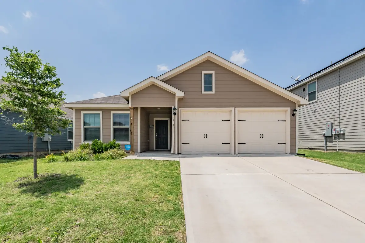 8313 Buck Mountain Pass, Fort Worth, TX 76179 - Image #1