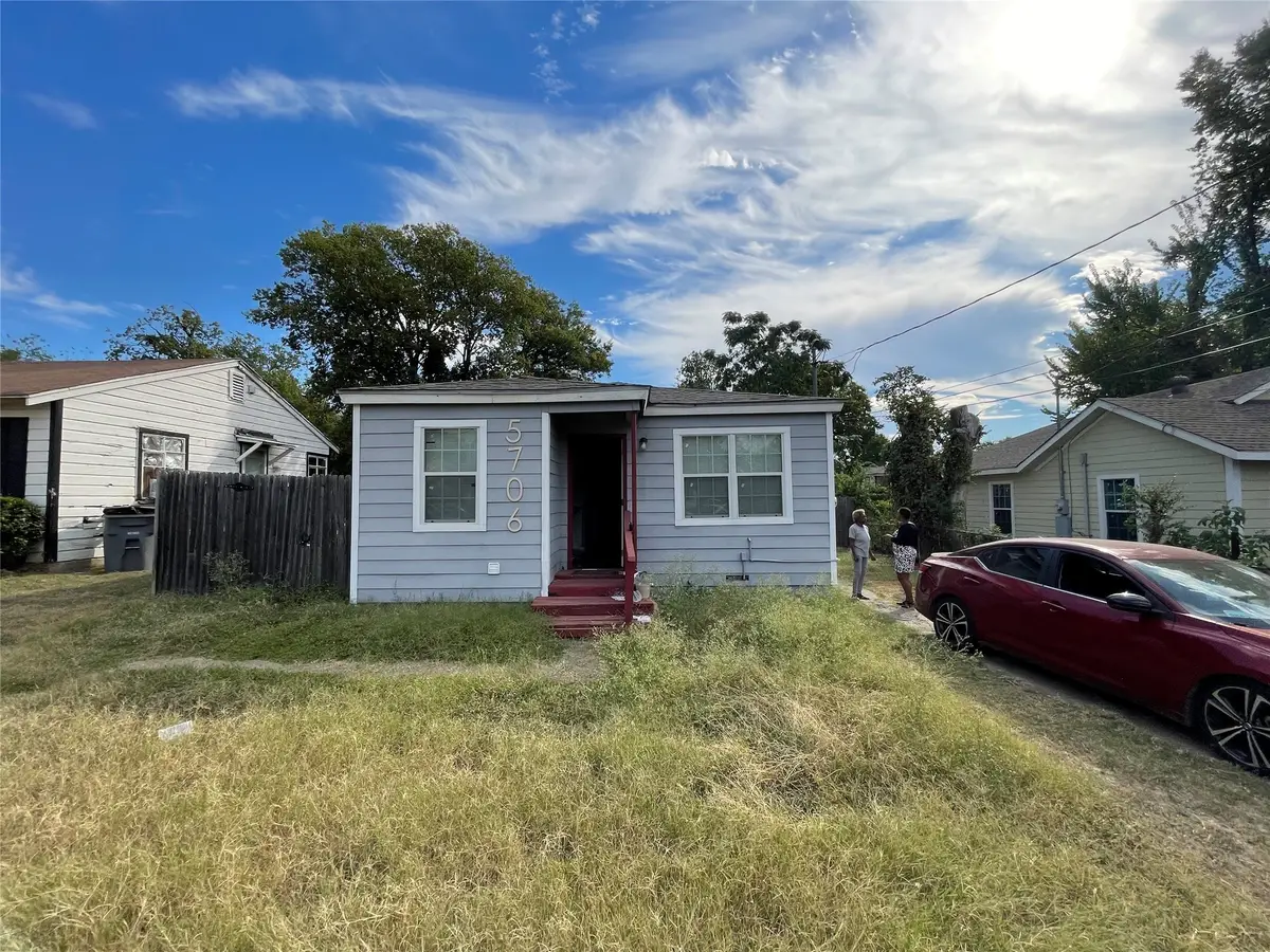 5704 Pickfair Circle, Dallas, TX 75235 - Image #1