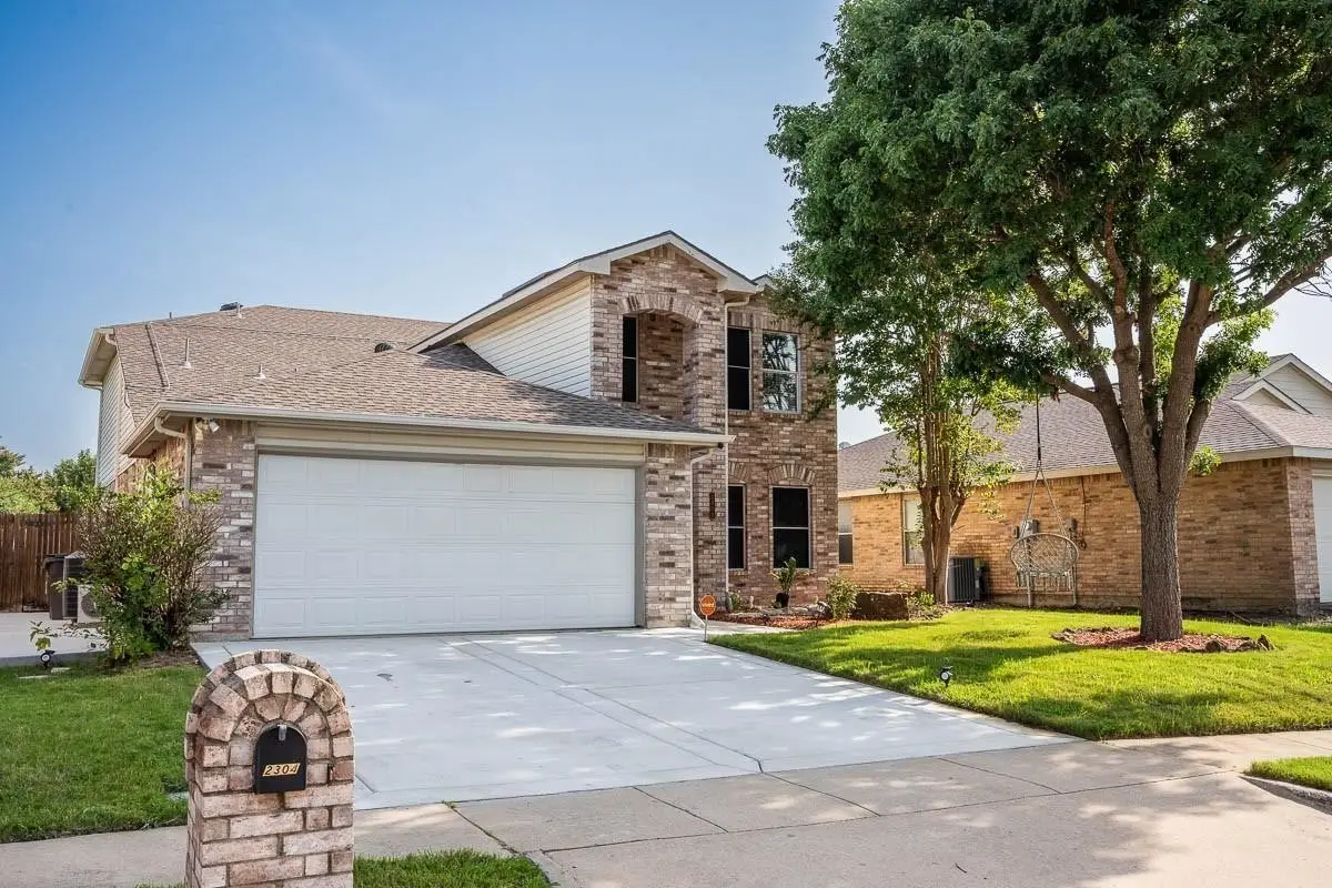 2304 Red Oak Drive, Little Elm, TX 75068 - Image #1