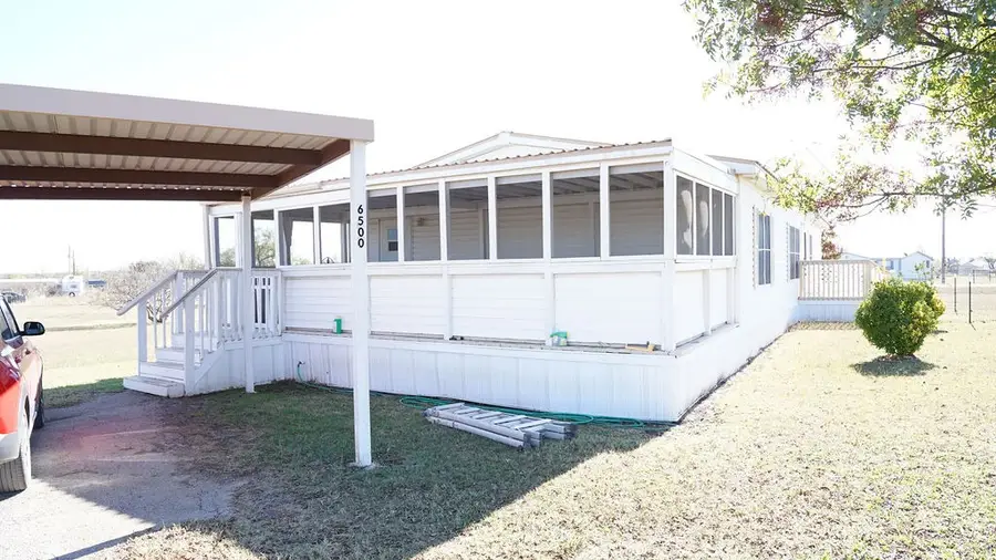 6500 Berry Grove Lane, Joshua, TX 76058 - Image #2