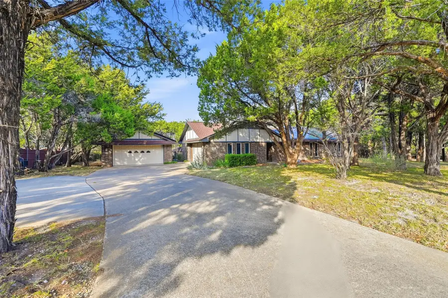 6405 W Red Bird Lane, Dallas, TX 75236 - Image #2