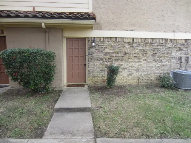 4262 Madera Road, Irving, TX 75038 - #1