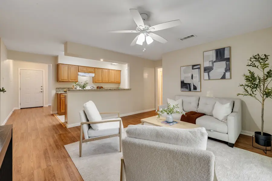 449 Springdale, Grand Prairie, TX 75052 - Image #3