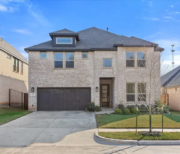 111 Kingfisher Lane, Aledo, TX 76008