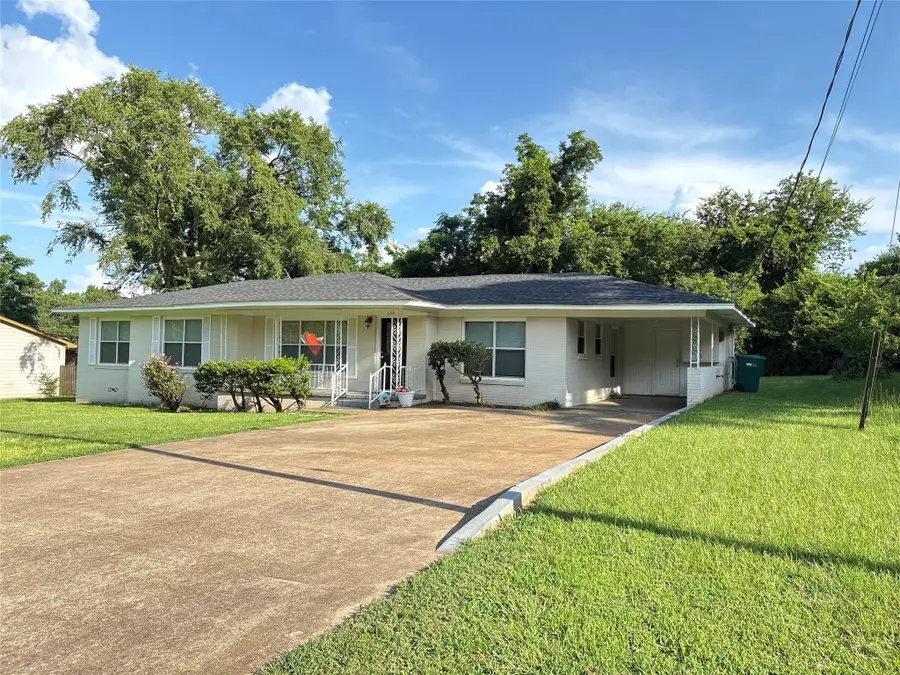 105 Calloway Dr., Hughes Springs, TX 75656 - Image #3