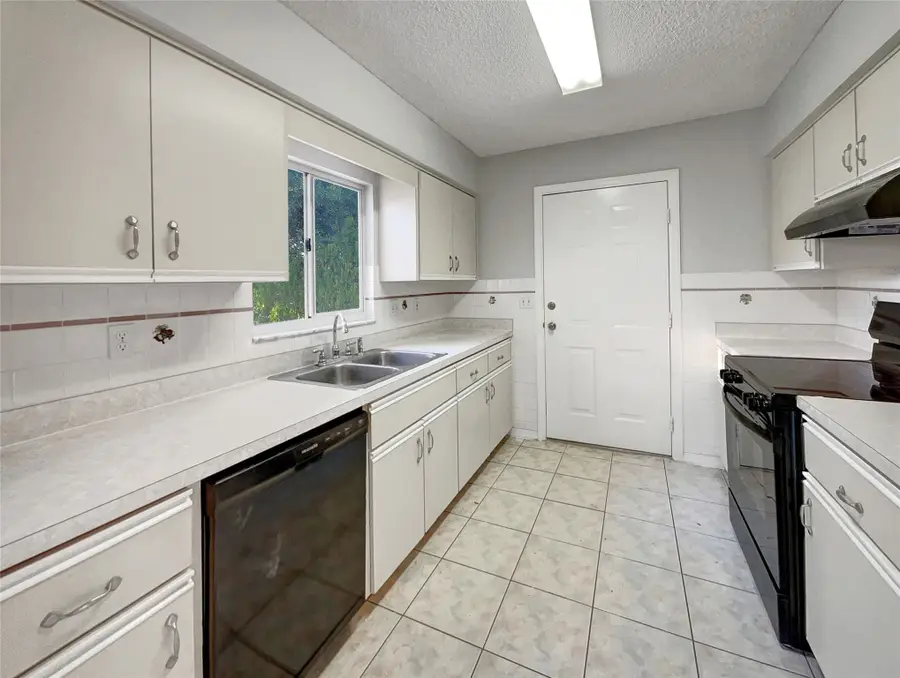 1517 Toucan Drive, Little Elm, TX 75068 - Image #3