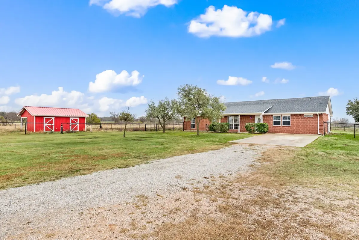 6935 H Lively Road, Ponder, TX 76259 - Image #1
