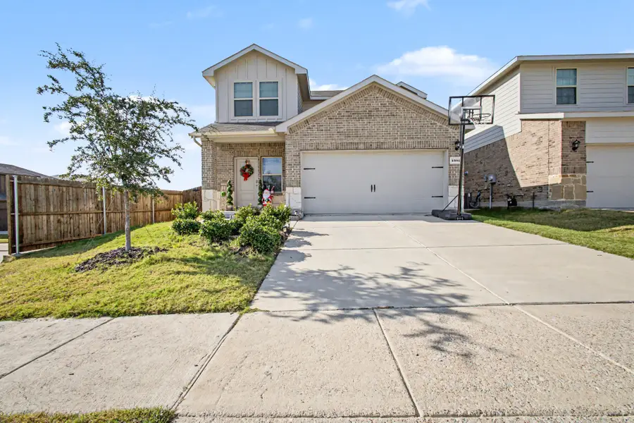1301 Draper Lane, Forney, TX 75126 - Image #2