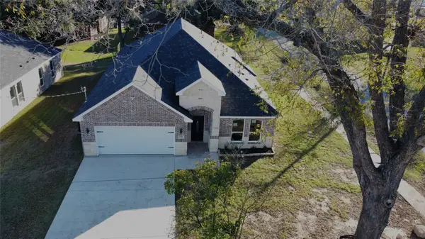 200 E 1st North Street, Kaufman, TX 75142