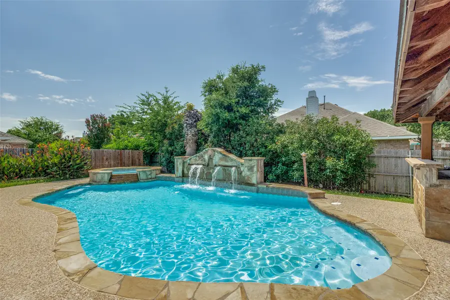 2953 Cheshire Way, Grand Prairie, TX 75052 - Image #2