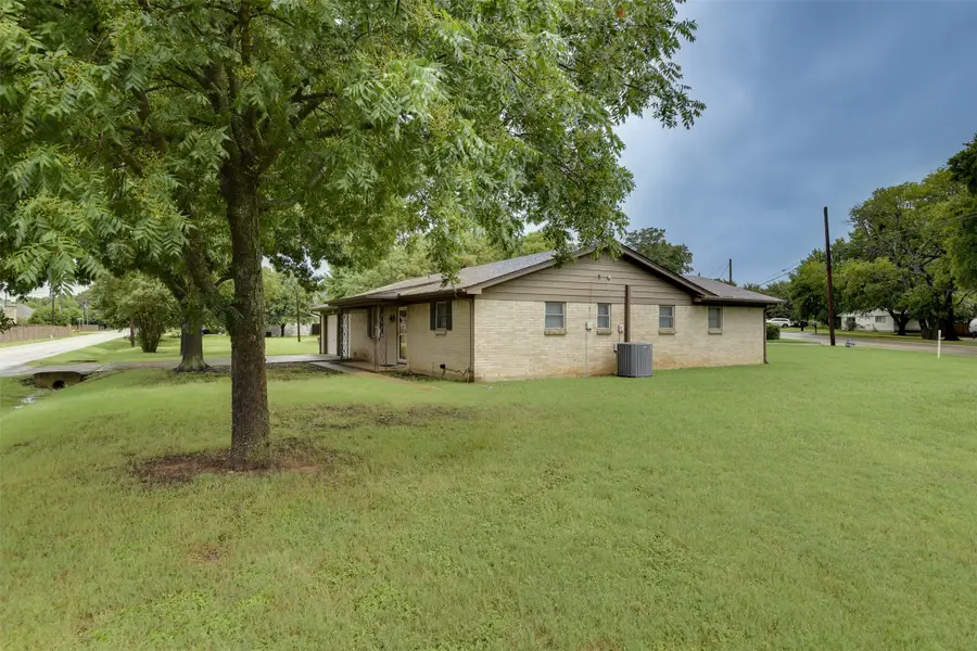 802 Cardinal Road, Mansfield, TX 76063 - Image #3