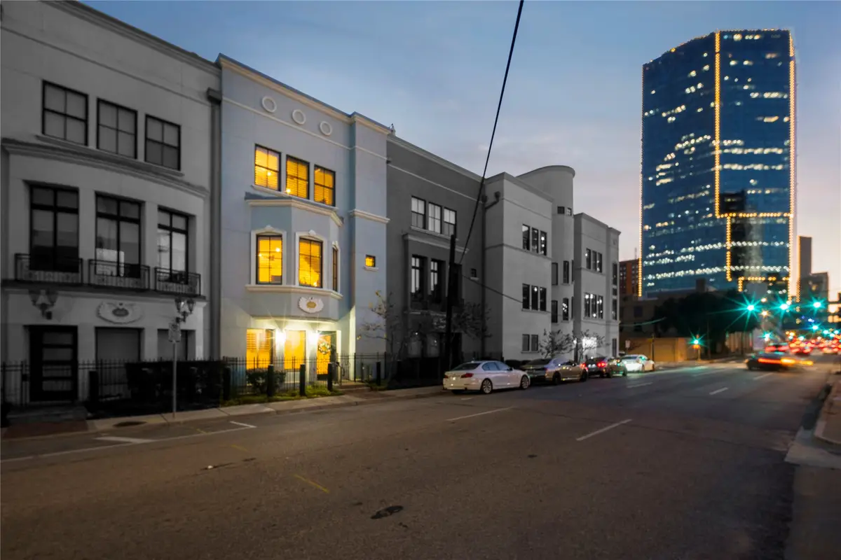 412 E 6th Street, Fort Worth, TX 76102 - Image #1