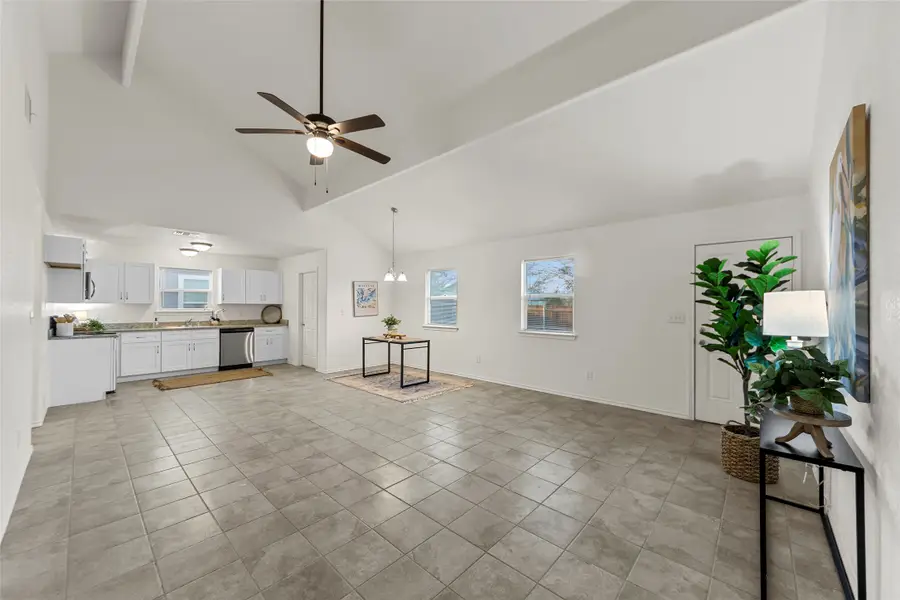 413 Whitney Court, Rio Vista, TX 76093 - Image #3