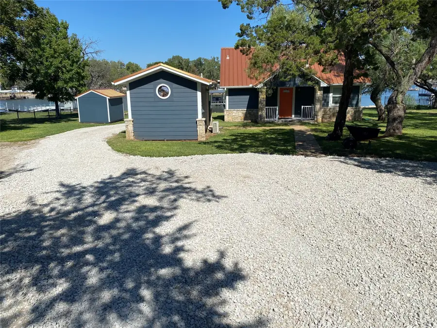 1547 Hummingbird Lane, Possum Kingdom Lake, TX 76449 - Image #2