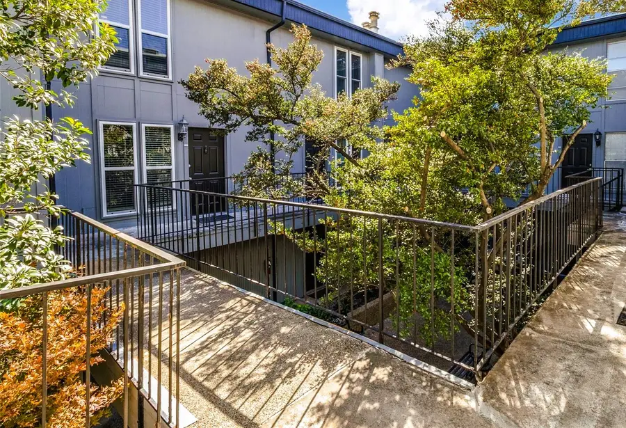 4020 Holland Avenue #213, Dallas, TX 75219 - Image #2