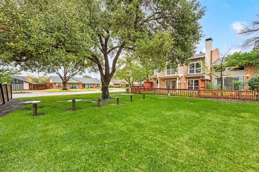 2900 Shady Lake Circle, Carrollton, TX 75006 - Image #2