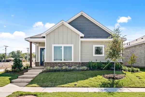 900 Camelia Grove Court, Hutchins, TX 75141