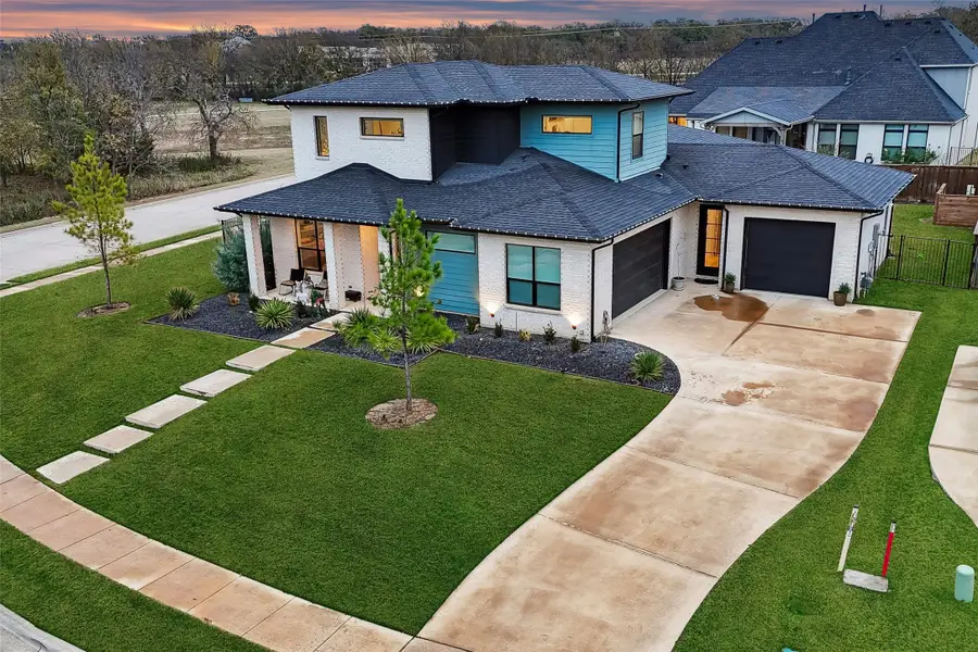 142 Craigmore Drive, Argyle, TX 76226 - Image #2