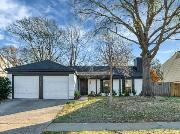 3620 Windsong Lane, Bedford, TX 76021