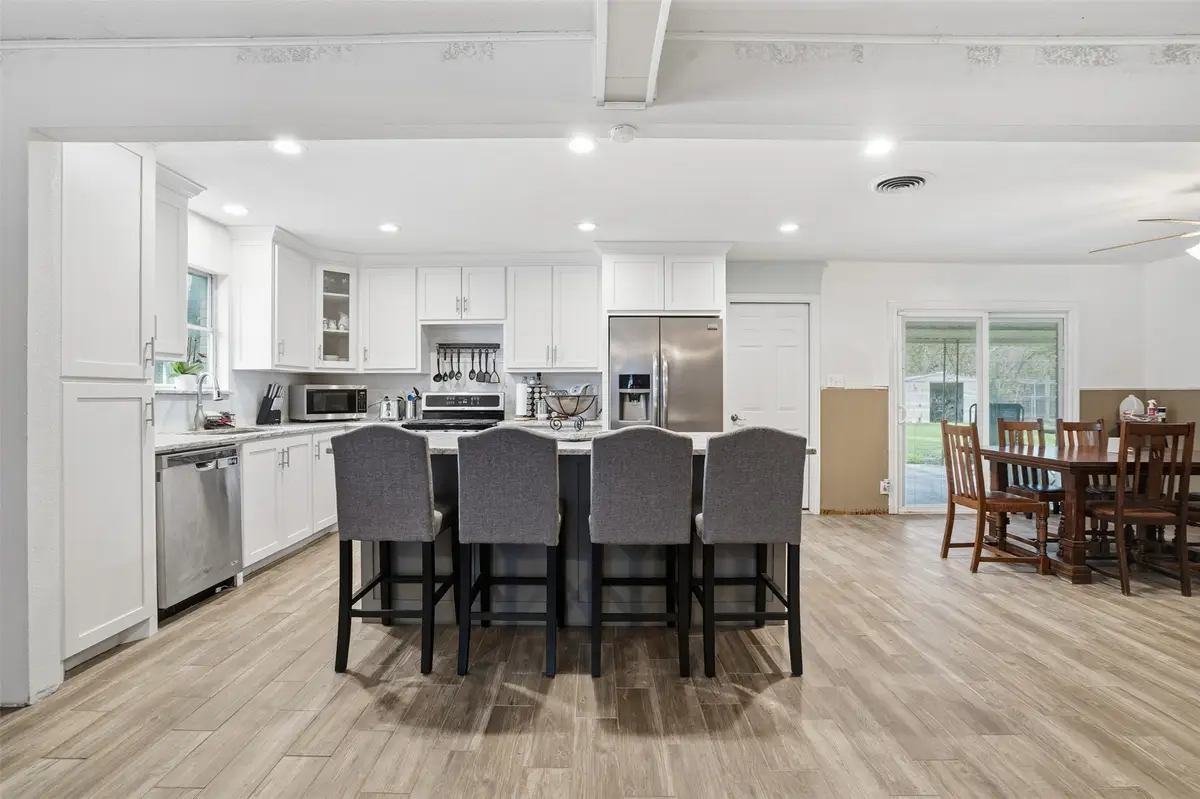 3904 Lakewood Drive, Lake Worth, TX 76135 - Image #1