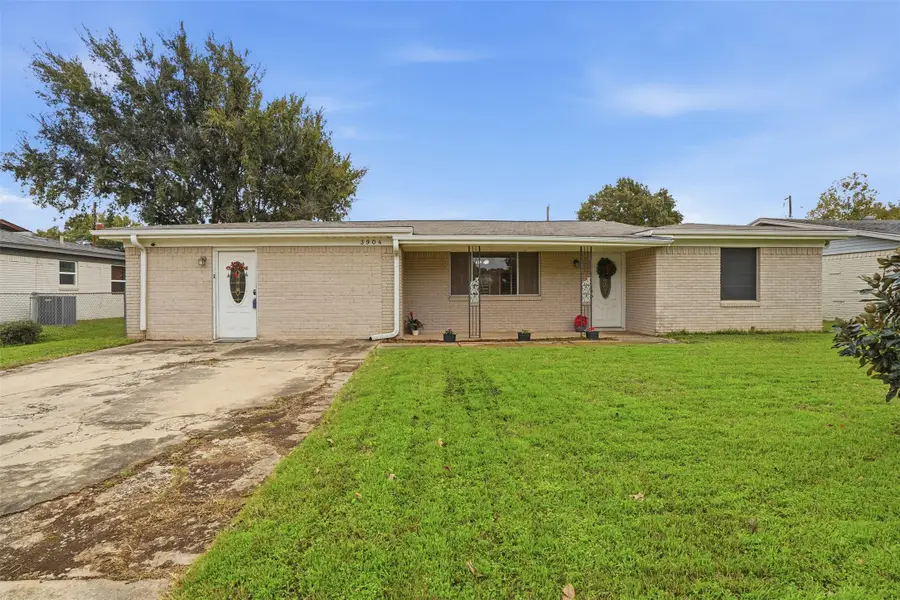 3904 Lakewood Drive, Lake Worth, TX 76135 - Image #3