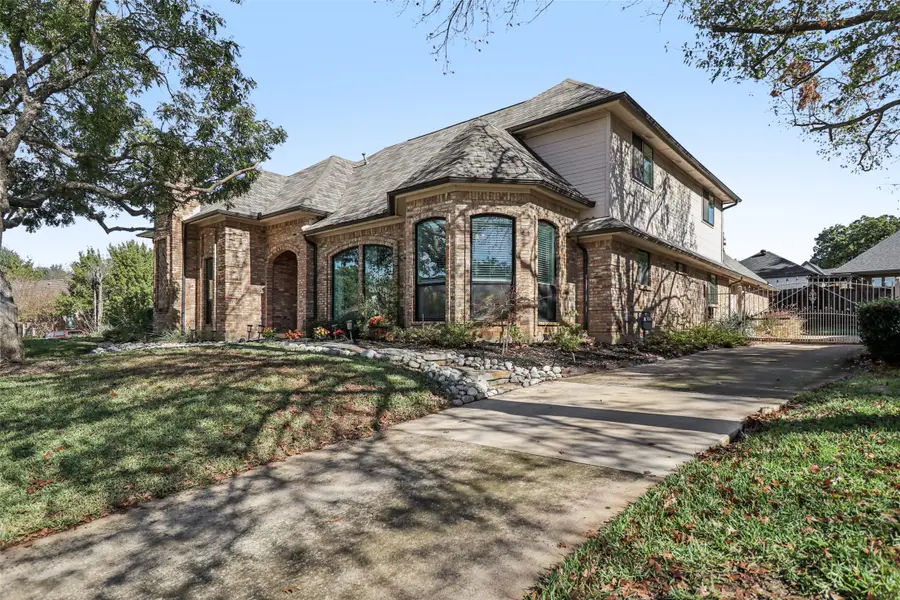 4105 Southwood W, Colleyville, TX 76034 - Image #2