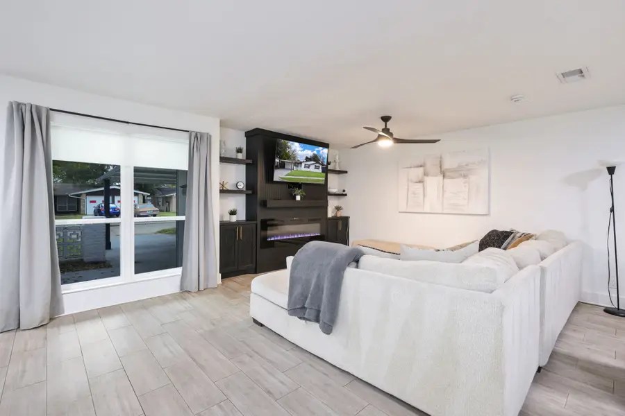 1831 Wintergreen Road, Carrollton, TX 75006 - Image #3